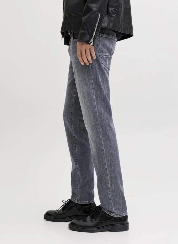 JACK & JONES  IMIKE Tapered fit Jeans for Men | Best Price UAE